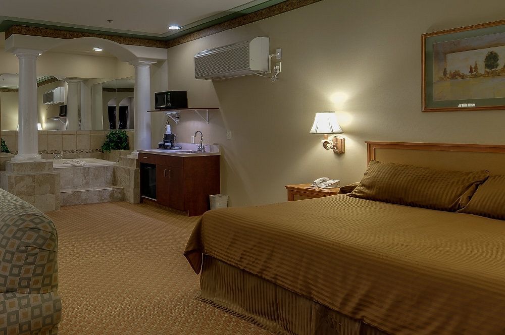 เดอะ ลอดจ์ แอท โรลลิงฮิลส์ Hotel คอร์นนิง ภายนอก รูปภาพ